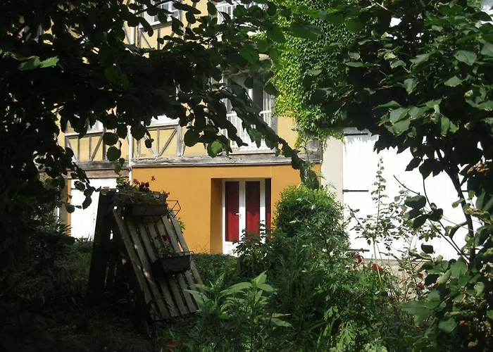 La Pause Studio Sur Le Quai Maupassant A Fecamp