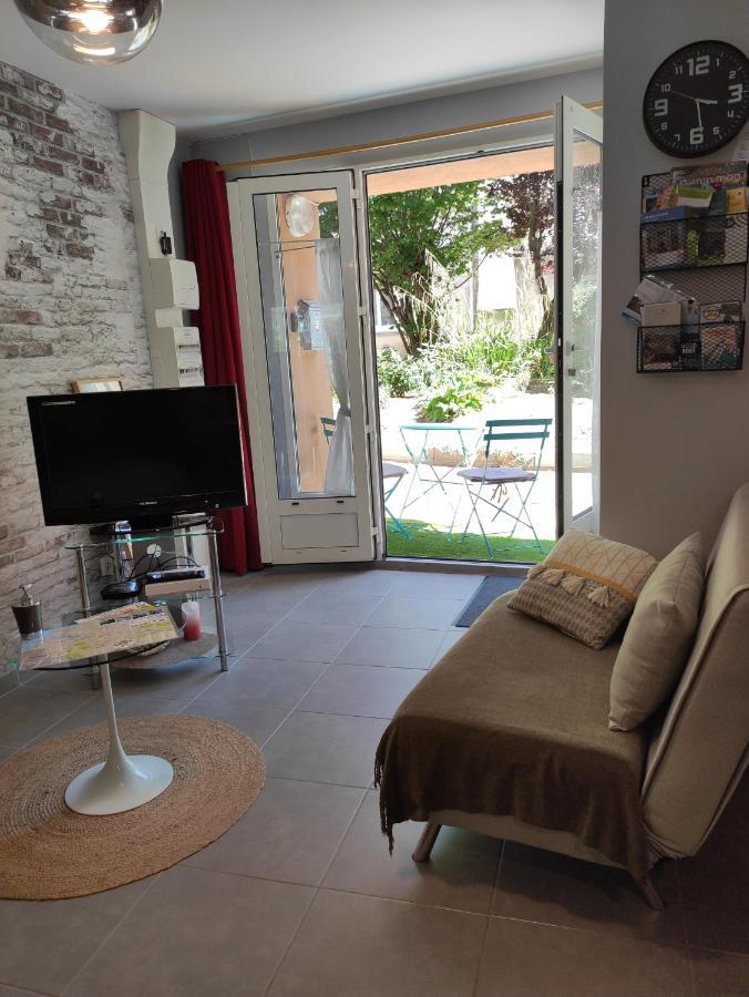 Apartment La Pause Sur Le Quai Maupassant A *